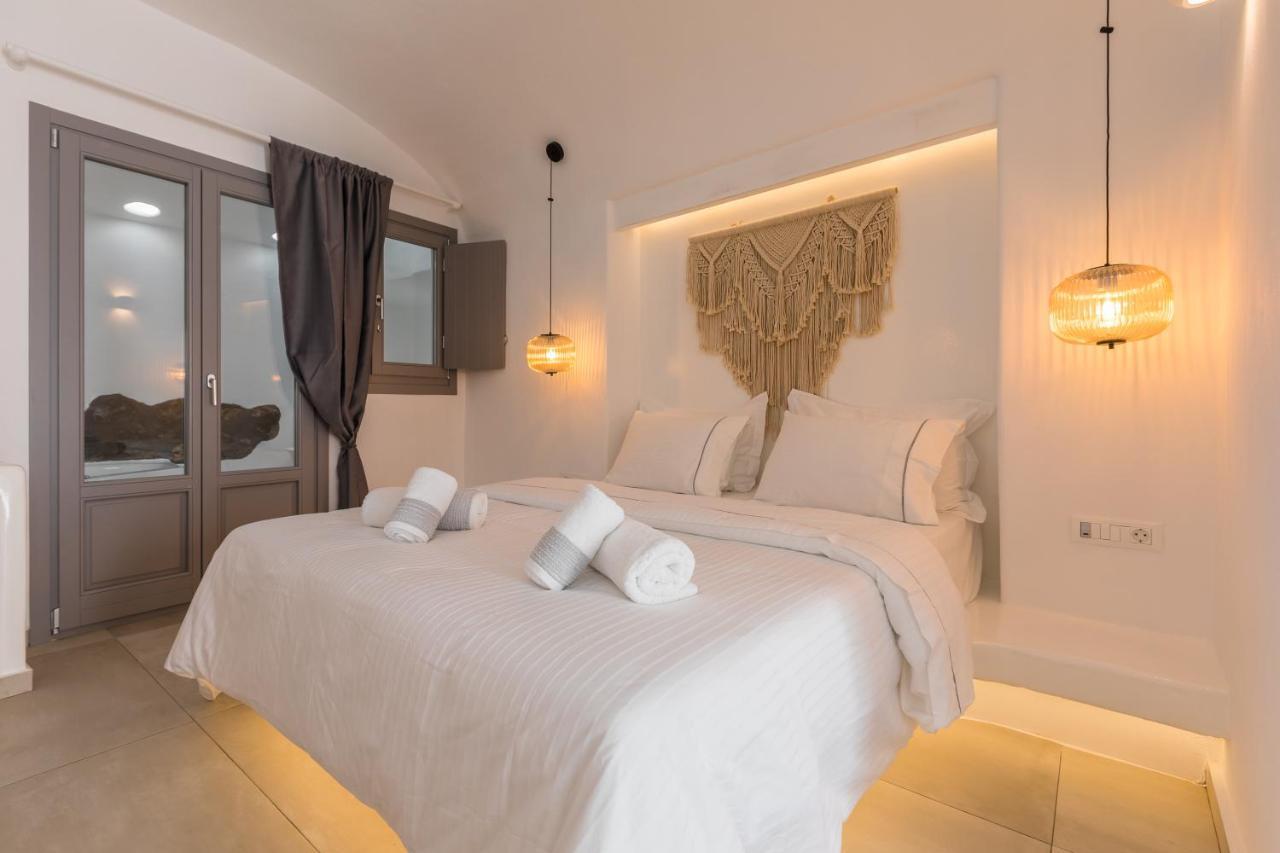 Eternity Suites Santorini ฟิรา ภายนอก รูปภาพ