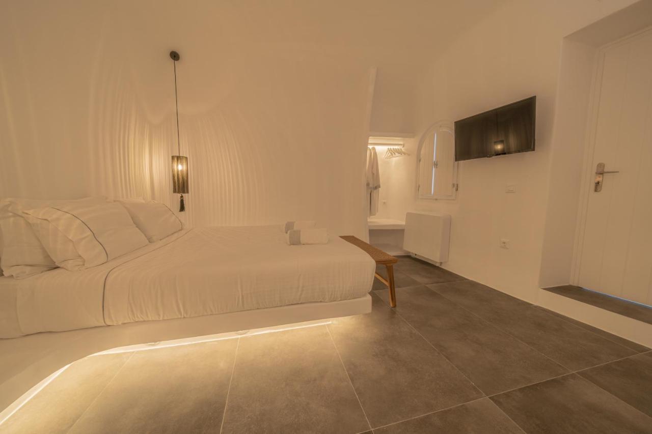 Eternity Suites Santorini ฟิรา ภายนอก รูปภาพ