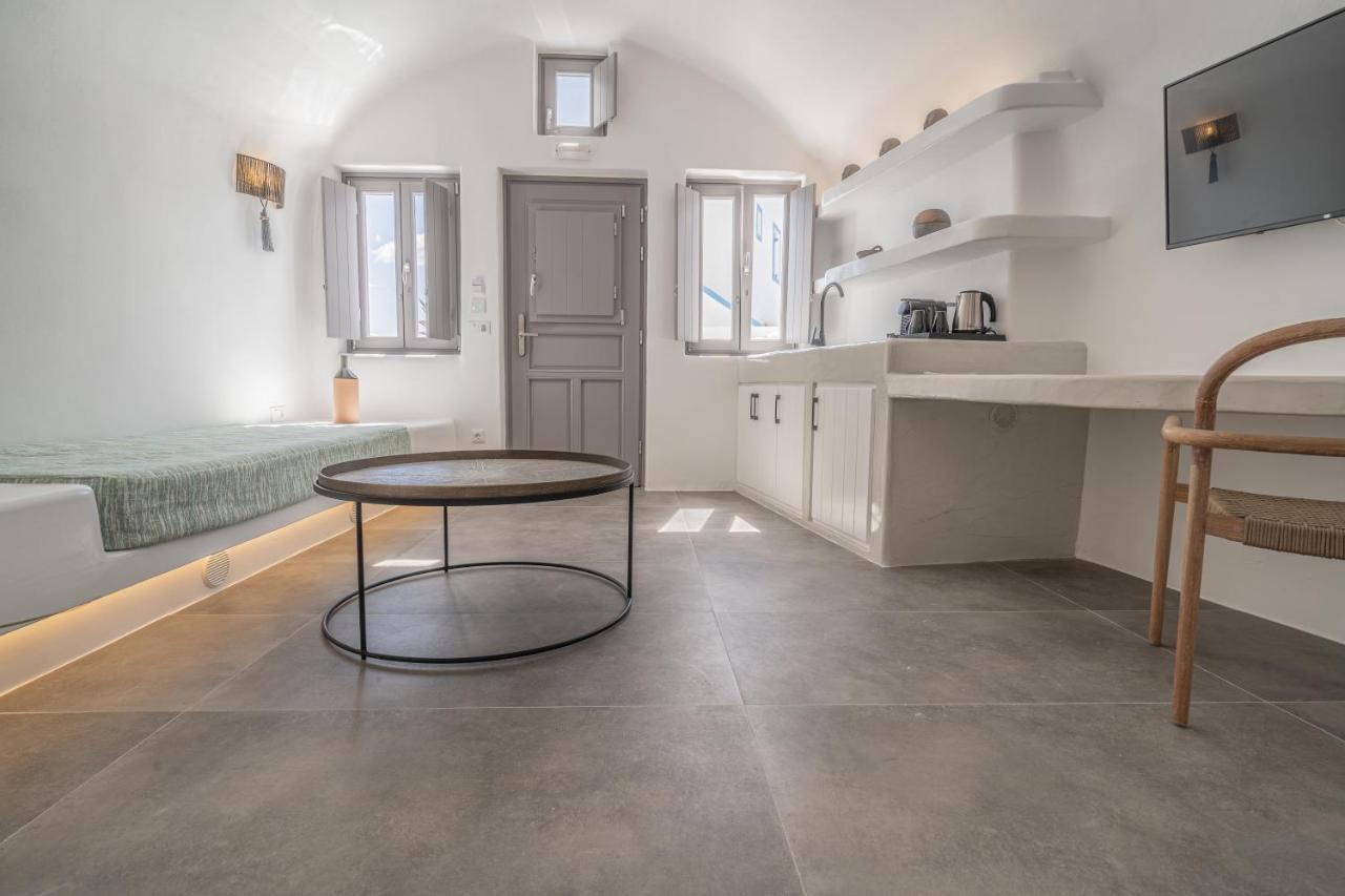 Eternity Suites Santorini ฟิรา ภายนอก รูปภาพ